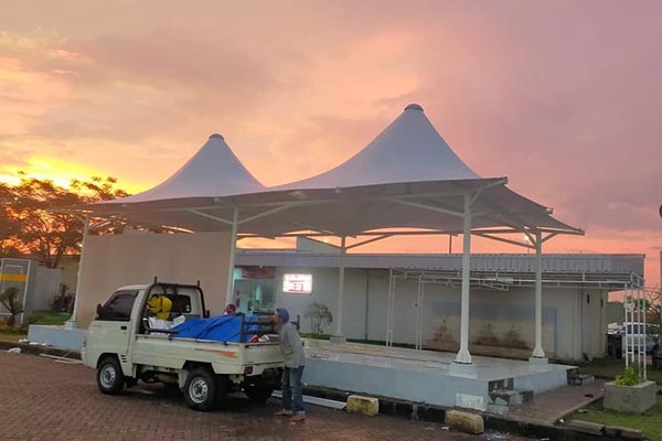 Kanopi Kain, Awning Sunbrella